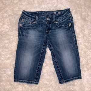 Buckle miss me Bermuda shorts